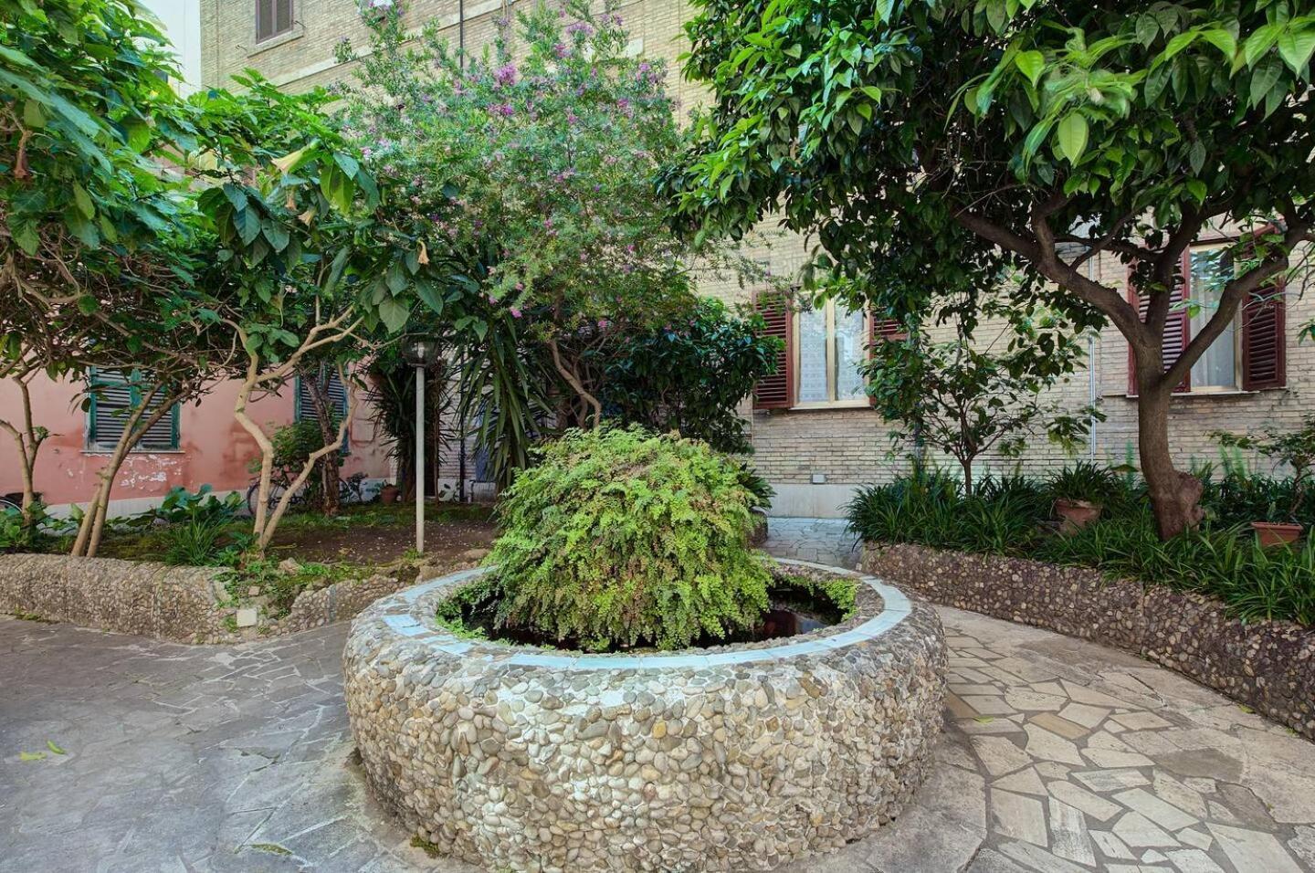 Amp Vatican House Rome Bagian luar foto